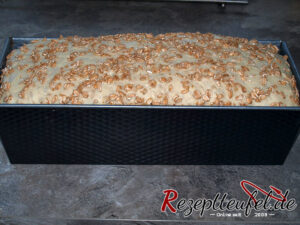 Das Brot ist bereit für den Backofen