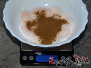 Taste T gedrückt und 2,5 g Kümmel hinzugefügt