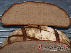 Das Sauerteigbrot im Anschnitt