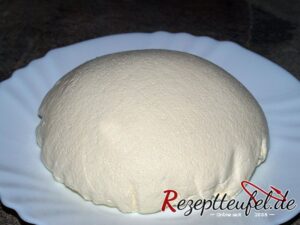 Der frisch zubereitete Frischkäse