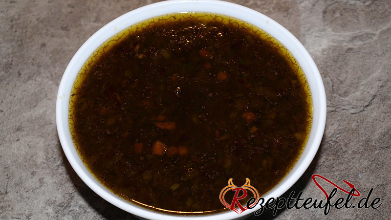 Balsamicodressing mit Speck