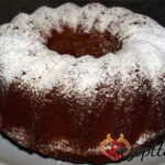 Bananen-Nuss-Kuchen mit Schokolade