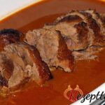 Geschmorte Kalbshaxe aus dem Backofen