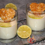 Joghurt-Limetten-Creme mit Mandelkrokant