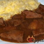 Kalbslebergeschnetzeltes mit Apfel und Zwiebel