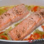 Lachs auf Gemüsebett