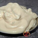 Mayonnaise mit ganzem Ei