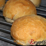 Nassgebackene Brötchen