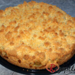 Rhabarber-Krümelkuchen