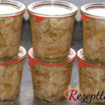 Selleriesalat in Gläsern eingekocht