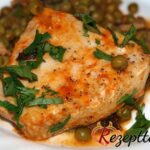 Thunfisch auf Erbsen gegart