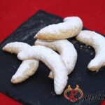 Vanillekipferl mit Mandeln