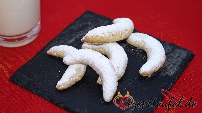 Vanillekipferl mit Mandeln