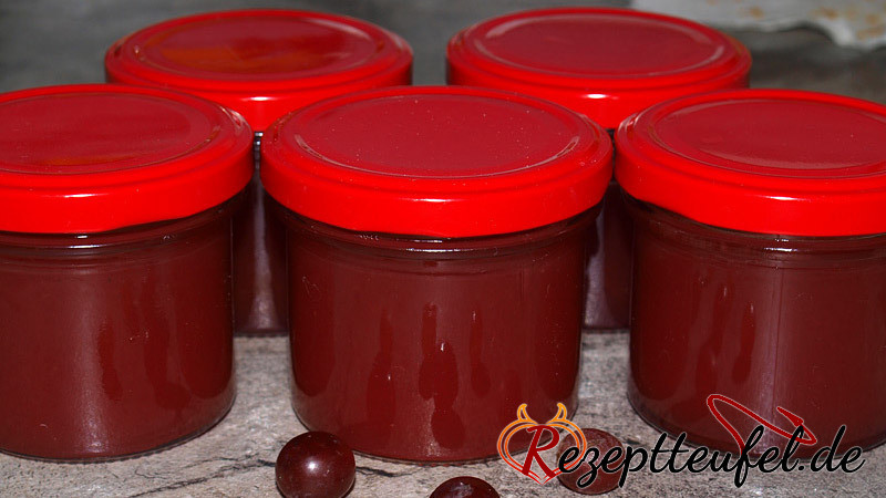 Weintraubengelee von roten Weintrauben