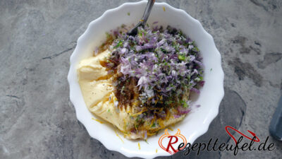 Zutaten für Schnittlauchblütenbutter